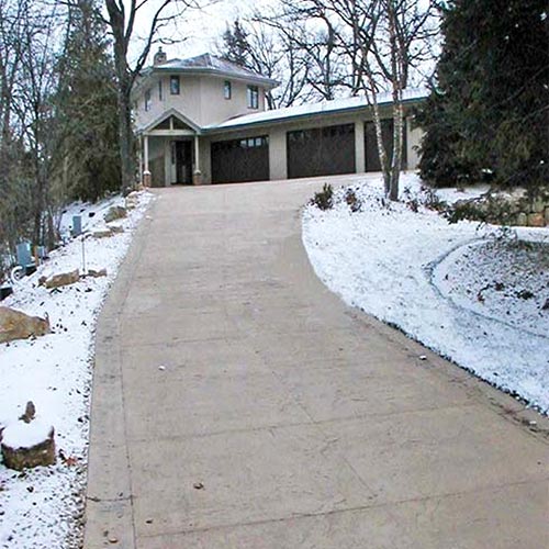 SKID ®: outdoor de-icing system for ramps, stairs, roofs, squares, greenhouses, sports facilities
